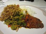 Mencicip Mie Yamin Pedas Hingga Nasi Rames di Roemah Kuliner