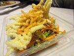 Mencicip Mie Yamin Pedas Hingga Nasi Rames di Roemah Kuliner