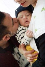 Gemes! Si Imut Rafathar Makin Chubby