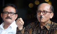 Ketua Tim Penjaringan Serbaguna, Timbul Thomas Lubis menyatakan, terbentuknya tim ini karena selama ini Ketua KOI Rita Subowo terlambat membentuk tim penjaringan yang seharusnya sejak 7 bulan lalu dibentuk.