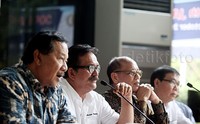 Mereka juga menganggap Tim Penjaringan yang dibentuk oleh Komite Olahraga Indonesia (KOI) tidak sah karena tidak sesuai dengan AD/ART KOI.