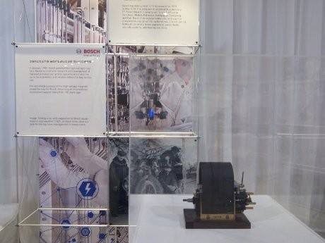 Mesin Bersejarah Bosch Dipamerkan di Jakarta
