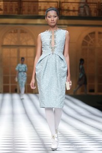 Sebastian Gunawan A Ladys Portrait Sebastian Red & Sebastian Sposa at The Ritz Calton. Pasific Place. Jakarta. [Foto: Mohammad Abduh/Wolipop]