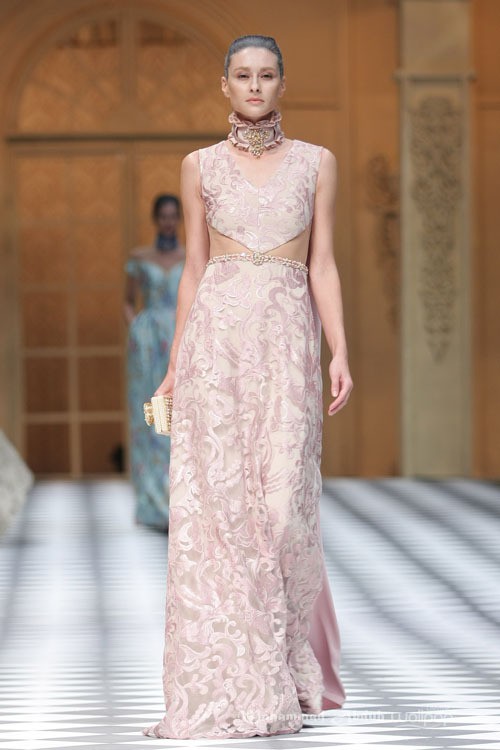 Sebastian Gunawan A Ladys Portrait Sebastian Red & Sebastian Sposa at The Ritz Calton. Pasific Place. Jakarta. [Foto: Mohammad Abduh/Wolipop]