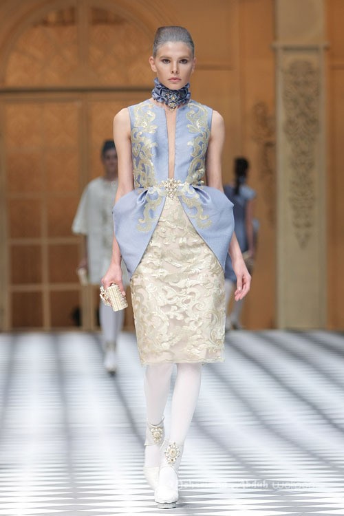 Sebastian Gunawan A Ladys Portrait Sebastian Red & Sebastian Sposa at The Ritz Calton. Pasific Place. Jakarta. [Foto: Mohammad Abduh/Wolipop]