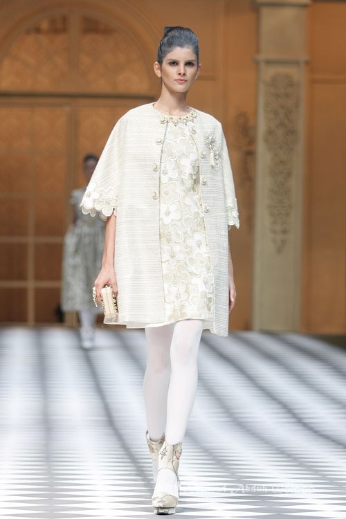 Sebastian Gunawan A Ladys Portrait Sebastian Red & Sebastian Sposa at The Ritz Calton. Pasific Place. Jakarta. [Foto: Mohammad Abduh/Wolipop]