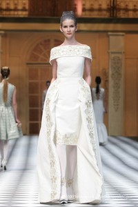 Sebastian Gunawan A Ladys Portrait Sebastian Red & Sebastian Sposa at The Ritz Calton. Pasific Place. Jakarta. [Foto: Mohammad Abduh/Wolipop]