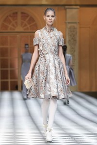 Sebastian Gunawan A Ladys Portrait Sebastian Red & Sebastian Sposa at The Ritz Calton. Pasific Place. Jakarta. [Foto: Mohammad Abduh/Wolipop]