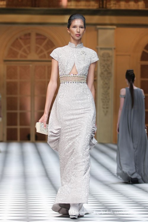 Sebastian Gunawan A Ladys Portrait Sebastian Red & Sebastian Sposa at The Ritz Calton. Pasific Place. Jakarta. [Foto: Mohammad Abduh/Wolipop]