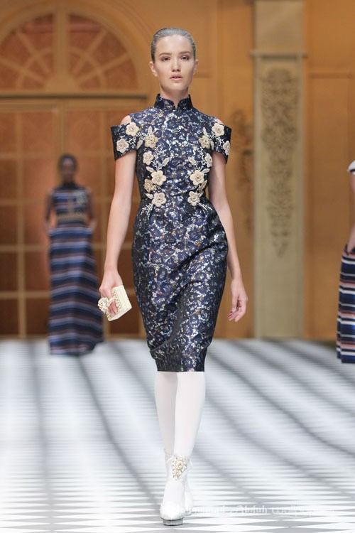 Sebastian Gunawan A Ladys Portrait Sebastian Red & Sebastian Sposa at The Ritz Calton. Pasific Place. Jakarta. [Foto: Mohammad Abduh/Wolipop]