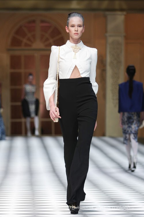 Sebastian Gunawan A Ladys Portrait Sebastian Red & Sebastian Sposa at The Ritz Calton. Pasific Place. Jakarta. [Foto: Mohammad Abduh/Wolipop]