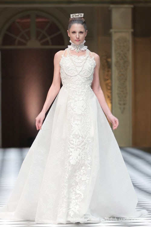 Sebastian Gunawan A Ladys Portrait Sebastian Red & Sebastian Sposa at The Ritz Calton. Pasific Place. Jakarta. [Foto: Mohammad Abduh/Wolipop]