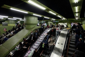 Kalau ini adalah stasiun MRT besar di Hong Kong. (istimewa/detikcom/gettyimages)