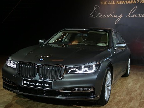 Berapa Jumlah Sedan Mewah Seri 7 Yang Terjual di Dunia?