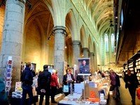 Maastricht adalah kota yang terletak di ujung selatan Belanda, berbatasan langsung dengan Belgia dan Jerman. Salah satu gereja di kota ini disulap menjadi toko buku dan perpustakaan (Sastri/detikTravel)