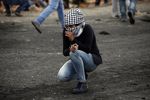 Aksi Perempuan Palestina Ketika Bentrok dengan Tentara Israel