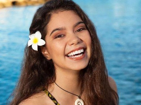 Ini Gadis yang Akan Temani Dwayne Johnson Lintasi Samudera Pasifik