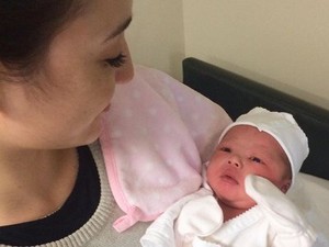 Selamat! Cathy Sharon Lahirkan Anak Kedua
