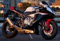 R1S muncul di website di Amerika Serikat (AS). Motor ini akan menjadi tipe paling rendah di antara keluarga Yamaha R1. Pool/dok. Yamaha.