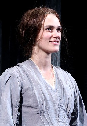 Alami Cedera Ringan, Keira Knightley Istirahat dari Broadway