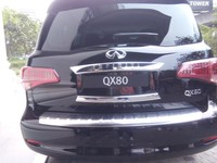     Infiniti QX80 dimotori mesin V8 5.600 cc dengan tenaga 400 hp @5.800 rpm dan torsi 560 Nm @4.000 rpm. SUV 4WD ini menawarkan outstanding off road performance dengan 4 pilihan moda 4x4 yang dapat diaktifkan dengan mudah. (Niken Purnamasari-detikOto).