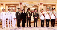 Panglima TNI Jenderal Gatot Nurmantyo foto bersama Sultan Brunei Darussalam Hassanal Bolkiah. Ist/Puspen TNI.
