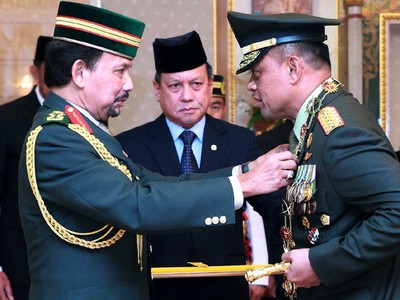 Panglima TNI Terima Bintang Kehormatan dari Sultan Brunei