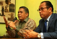 Luhut MP Pangaribuan memberikan keterangan soal Deklarasi Bersama Peradi.