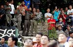Kantornya Terbakar PNS Berhamburan Keluar