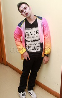 Pastinya Raffi jadi zombie yang stylish ya. Pool/Gus Mun/detikFoto.