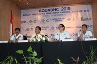 Imam dalam sesi konferensi pers bersama pelatih Indra Sjafri, Brand Director Danone Aqua, Febby Intan, dan pemain nasional Muchlis Hadi Ning.