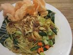 Enaknya Mie Nyemek dan Nasi Kucing Beragam Lauk di Gerobak Betawi