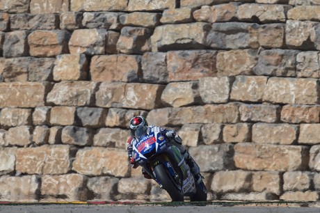 Lorenzo Kuasai Latihan Bebas Pertama