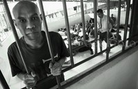 Masalah kesehatan jiwa merupakan suatu masalah serius. Berdasarkan WHO (1990) melaporkan dari 10 masalah kesehatan utama yang menyebabkan disabilitas, 5 diantaranya adalah masalah kesehatan jiwa yaitu: depresi, alkoholisme, gangguan bipolar, skizofrenia, dan obsesif kompulsif.