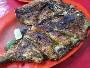 Kalau Ada di Jakarta Selatan, Bisa Jajan Seafood Enak di Sini