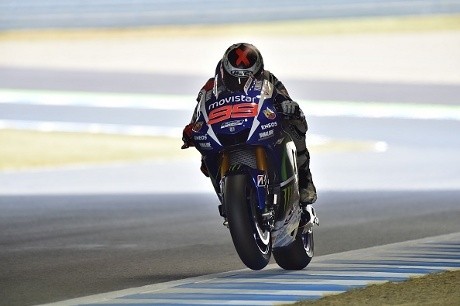 Kalahkan Rossi, Lorenzo Rebut Pole