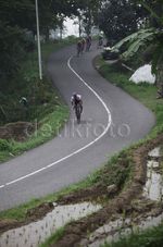Etape 8 Pebalap lalui Kelok 44