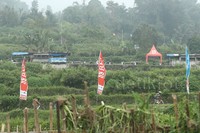 Pebalap Pishgaman Hossein Askari mengaku etape ini cukup menyulitkan timnya. Ini setelah satu rekannya yakni Rahim Emami didiskualifikasi pada Etape 7 kemarin, karena tampak oleh pengawas berpegangan pada mobil timnya yang melaju.
