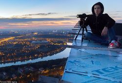 Menantang Maut, Remaja Ini Tiduran di Ketinggian Tanpa Pengaman