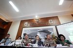Menko Luhut Kumpulkan Menteri Bahas Kebakaran Hutan