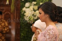 Bila tak ada aral melintang, Alisia akan dipinang Novian pada 27 Maret 2016.