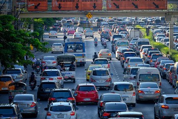 Di Bangkok macet juga merupakan hal biasa, apalagi di jam puncak pulang dan pergi kerja. (istimewa/gettyimages/detikcom)     