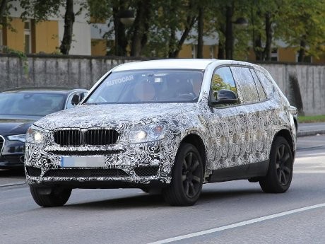 BMW X3 Teranyar Mulai Tampil