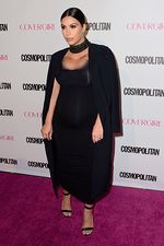 Kim dan Khloe Kardashian Adu Seksi