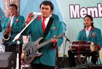 Rhoma Berdendang Orasikan Visi Partai Idaman