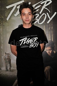 Dalam film 'Tiger Boy', Stefan berperan sebagai Radja yang harus tampil berantakan dan jago bela diri. Pool/Noel/detikFoto.