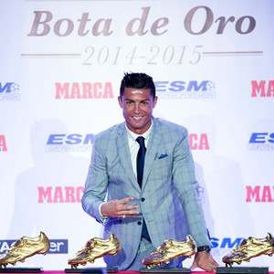 Ronaldo Yakin Kariernya Masih Panjang, Mimpikan Pensiun di Madrid