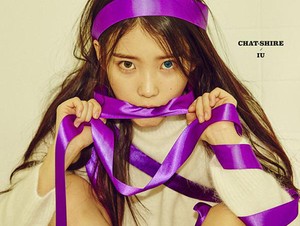 Cantik Natural, IU Basah-basahan di Teaser Video The Shower