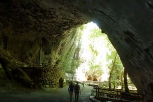 Mitos Gua di Spanyol yang Jadi Tempat Ritual Penyihir