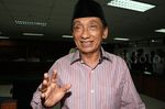 Sidang Vonis Fuad Amin Ditunda